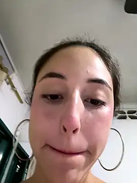 Snapshot of lriana_miller chatting on January 2026 01:44:02 AM lriana miller online show from January 2026 01:44:02 AM