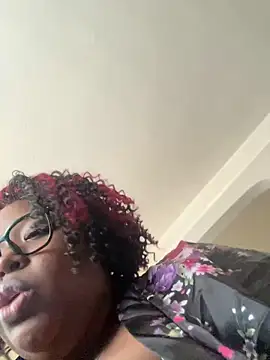 Snapshot of Chocolatebunnyxx96 chatting on February 2026 06:06:02 PM Chocolatebunnyxx96 online show from February 2026 06:06:02 PM