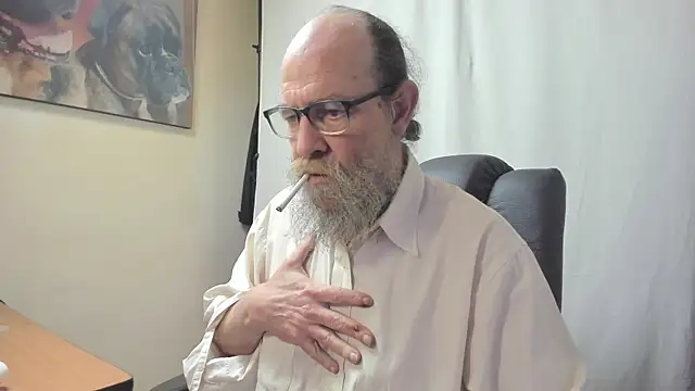 Snapshot of Uncle_Hottie chatting on February 2026 05:42:02 PM Uncle Hottie online show from February 2026 05:42:02 PM