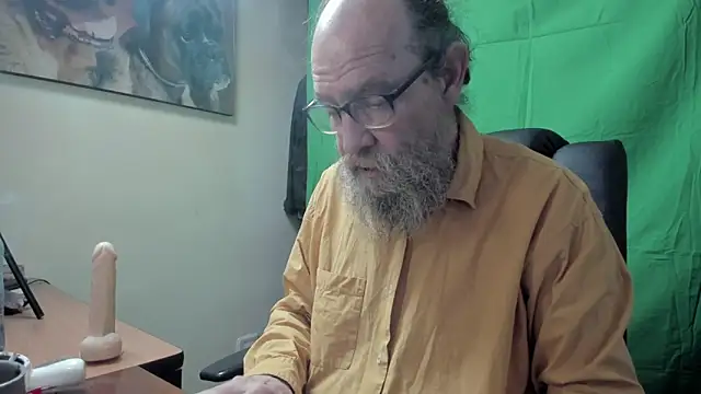 Uncle Hottie online show from March 2026 05:19:02 PM