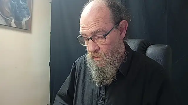 Uncle Hottie online show from April 2026 05:28:01 PM