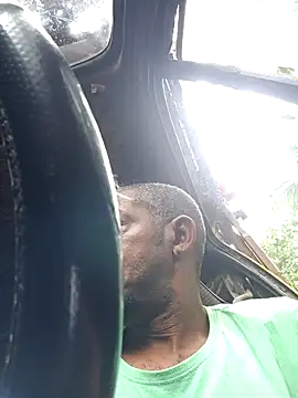 Snapshot of Negaomalinha1 chatting on February 2026 11:47:02 AM Negaomalinha1 online show from February 2026 11:47:02 AM