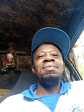Negaomalinha1 online show from April 2026 03:05:01 PM