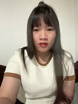 Snapshot of Suni-ii chatting on January 2026 06:40:01 AM Suni-ii online show from January 2026 06:40:01 AM