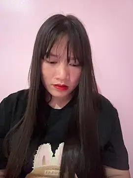 Snapshot of Suni-ii chatting on February 2026 05:55:01 AM Suni-ii online show from February 2026 05:55:01 AM