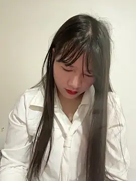 Snapshot of Suni-ii chatting on February 2026 12:49:01 AM Suni-ii online show from February 2026 12:49:01 AM