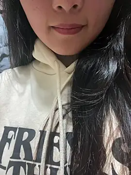 Snapshot of mode-bae chatting on January 2026 05:34:02 AM mode-bae online show from January 2026 05:34:02 AM