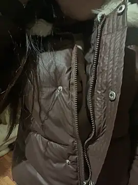 Snapshot of mode-bae chatting on February 2026 04:44:01 AM mode-bae online show from February 2026 04:44:01 AM