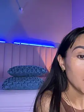 Denightjones online show from April 2026 01:48:02 PM