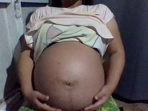 sweetprinces08 online show from April 2026 11:49:02 AM