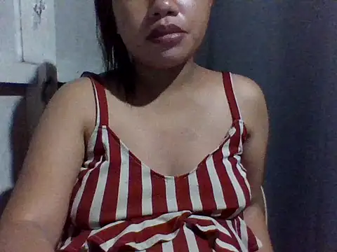 sweetprinces08 online show from May 2026 06:47:02 PM
