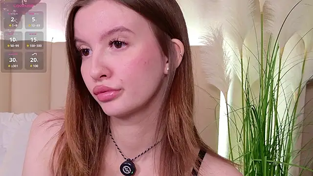 Snapshot of Layla_Bloom chatting on January 2026 07:11:01 PM Layla Bloom online show from January 2026 07:11:01 PM