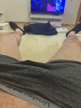 SamuelH59892 online show from March 2026 05:39:01 PM