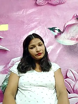 Snapshot of Priyaa_1433 chatting on July 2026 01:15:01 PM Priyaa 1433 online show from July 2026 01:15:01 PM