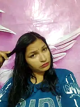 Snapshot of Priyaa_1433 chatting on July 2026 04:32:01 AM Priyaa 1433 online show from July 2026 04:32:01 AM