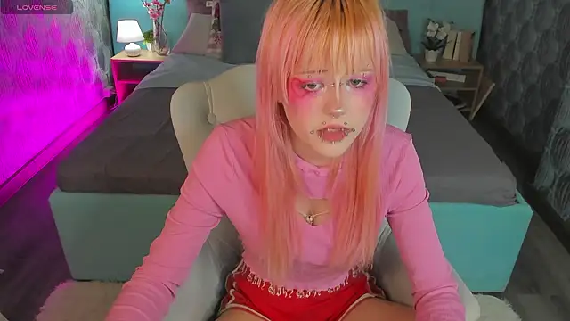 Mika Vatashi online show from February 2026 08:22:01 AM