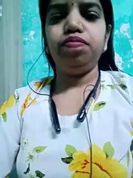 Shruty-11 online show from February 2026 09:19:02 AM