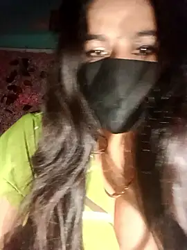 Snapshot of 01Roshani chatting on January 2026 08:32:02 PM 01Roshani online show from January 2026 08:32:02 PM