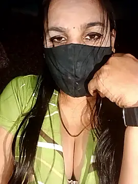 Snapshot of 01Roshani chatting on January 2026 07:19:01 PM 01Roshani online show from January 2026 07:19:01 PM