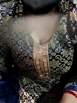 Snapshot of 01Roshani chatting on February 2026 07:50:02 PM 01Roshani online show from February 2026 07:50:02 PM