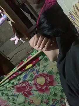 Snapshot of hinicky-0 chatting on February 2026 12:01:01 AM hinicky-0 online show from February 2026 12:01:01 AM