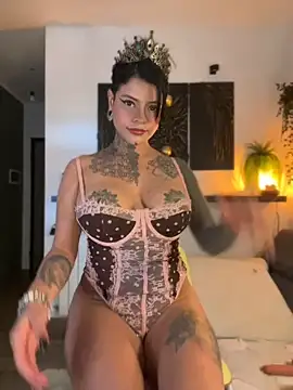 ReynaTatty online show from June 2026 08:24:02 AM