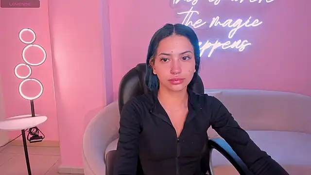 Snapshot of KayraLanne chatting on February 2026 03:59:02 AM KayraLanne online show from February 2026 03:59:02 AM