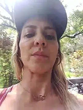 Monita Med online show from May 2026 04:04:02 PM