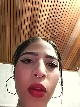 Aitana 2-0 online show from January 2026 08:14:01 PM