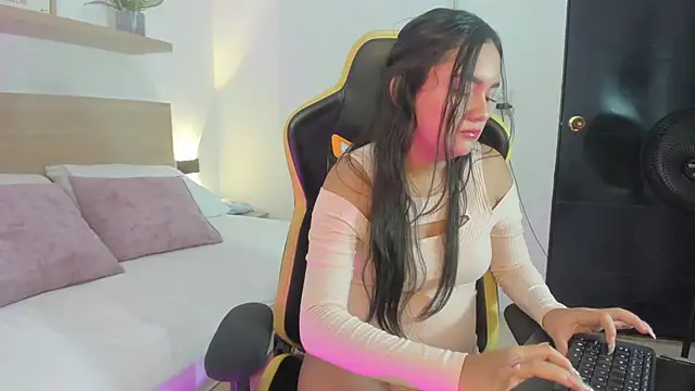 Snapshot of mara08_ chatting on January 2026 07:37:02 PM mara08 online show from January 2026 07:37:02 PM