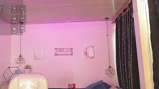 Snapshot of Kendry_fox420_ chatting on February 2026 06:25:01 PM Kendry fox420 online show from February 2026 06:25:01 PM