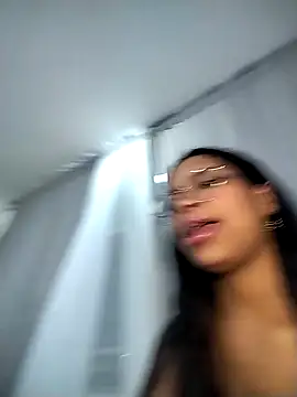 KATALINA SANTANA  online show from April 2026 12:55:01 AM