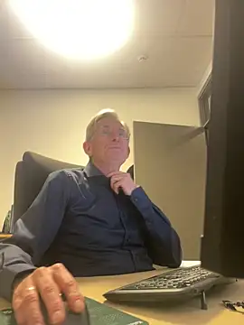 Snapshot of Pierre4tjyxx chatting on February 2026 04:26:01 PM Pierre4tjyxx online show from February 2026 04:26:01 PM