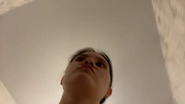 Snapshot of LanaLive chatting on April 2026 03:54:01 PM LanaLive online show from April 2026 03:54:01 PM