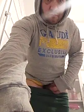 Snapshot of Poseidone76 chatting on February 2026 05:06:02 PM Poseidone76 online show from February 2026 05:06:02 PM