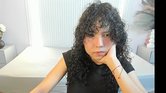 Snapshot of ZoeFox5 chatting on January 2026 12:10:01 PM ZoeFox5 online show from January 2026 12:10:01 PM