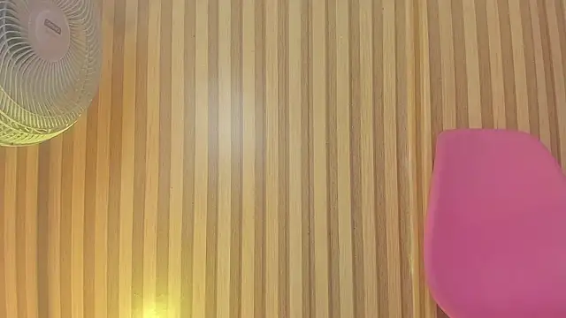 emily velvet   online show from March 2026 06:07:01 PM