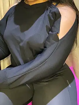 Snapshot of Lina_Velvet_ chatting on February 2026 05:22:02 PM Lina Velvet online show from February 2026 05:22:02 PM