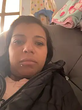 Snapshot of cinthia2011 chatting on January 2026 05:51:02 PM cinthia2011 online show from January 2026 05:51:02 PM