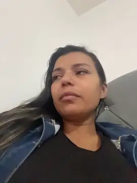 Snapshot of cinthia2011 chatting on February 2026 10:39:01 PM cinthia2011 online show from February 2026 10:39:01 PM