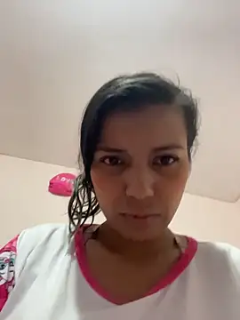 Snapshot of cinthia2011 chatting on February 2026 12:42:02 AM cinthia2011 online show from February 2026 12:42:02 AM