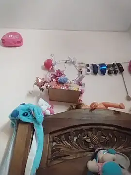 Snapshot of cinthia2011 chatting on February 2026 06:51:02 PM cinthia2011 online show from February 2026 06:51:02 PM