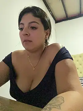 Snapshot of MiiaGreys chatting on April 2026 07:58:01 PM MiiaGreys online show from April 2026 07:58:01 PM