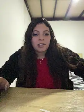 Snapshot of MiiaGreys chatting on April 2026 07:30:01 PM MiiaGreys online show from April 2026 07:30:01 PM