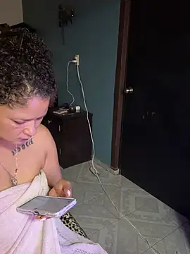 Snapshot of NenisJessicaOchoa chatting on February 2026 06:13:02 PM NenisJessicaOchoa online show from February 2026 06:13:02 PM