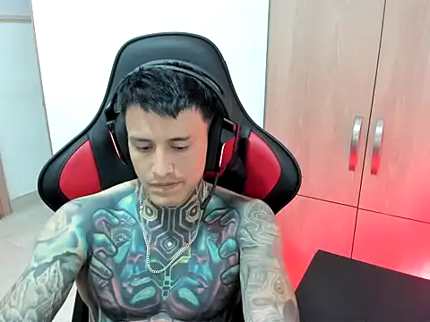 Chrissblack online show from March 2026 04:42:01 AM