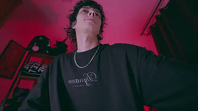 Snapshot of Olliver___y chatting on January 2026 02:58:01 AM Olliver y online show from January 2026 02:58:01 AM