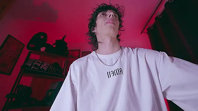 Snapshot of Olliver___y chatting on January 2026 02:39:02 AM Olliver y online show from January 2026 02:39:02 AM