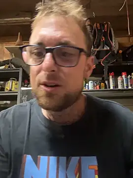 WIDBIGWHITECOCK online show from May 2026 04:42:01 AM