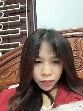 Snapshot of Lyli-122 chatting on February 2026 01:45:01 AM Lyli-122 online show from February 2026 01:45:01 AM